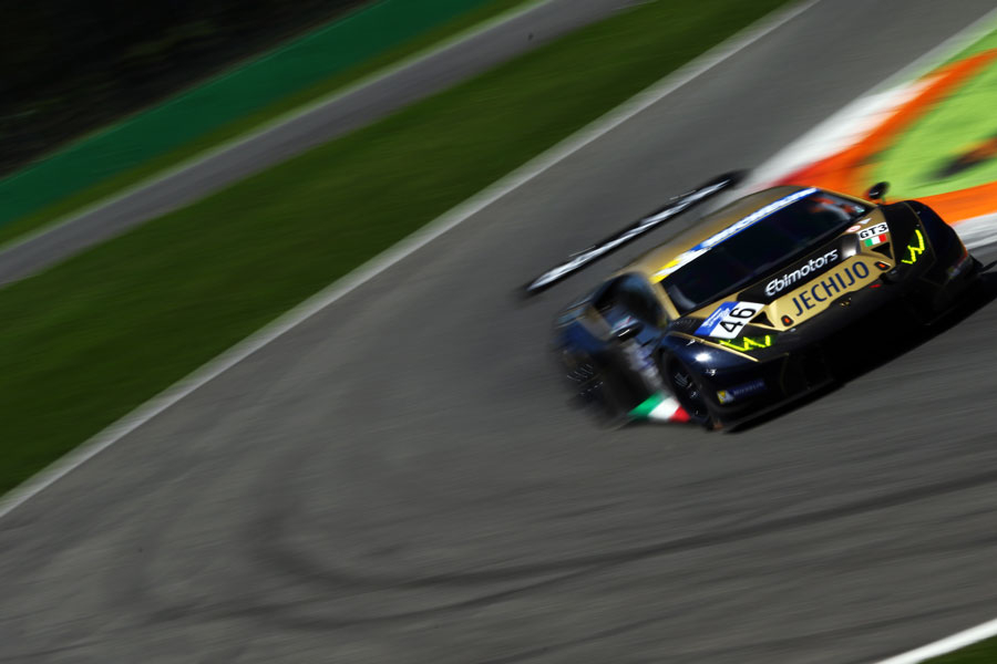 Qui est l’équipe Ebimotors, leader de la catégorie GT3 ? Rencontre avec Enrico Borghi, Team Manager