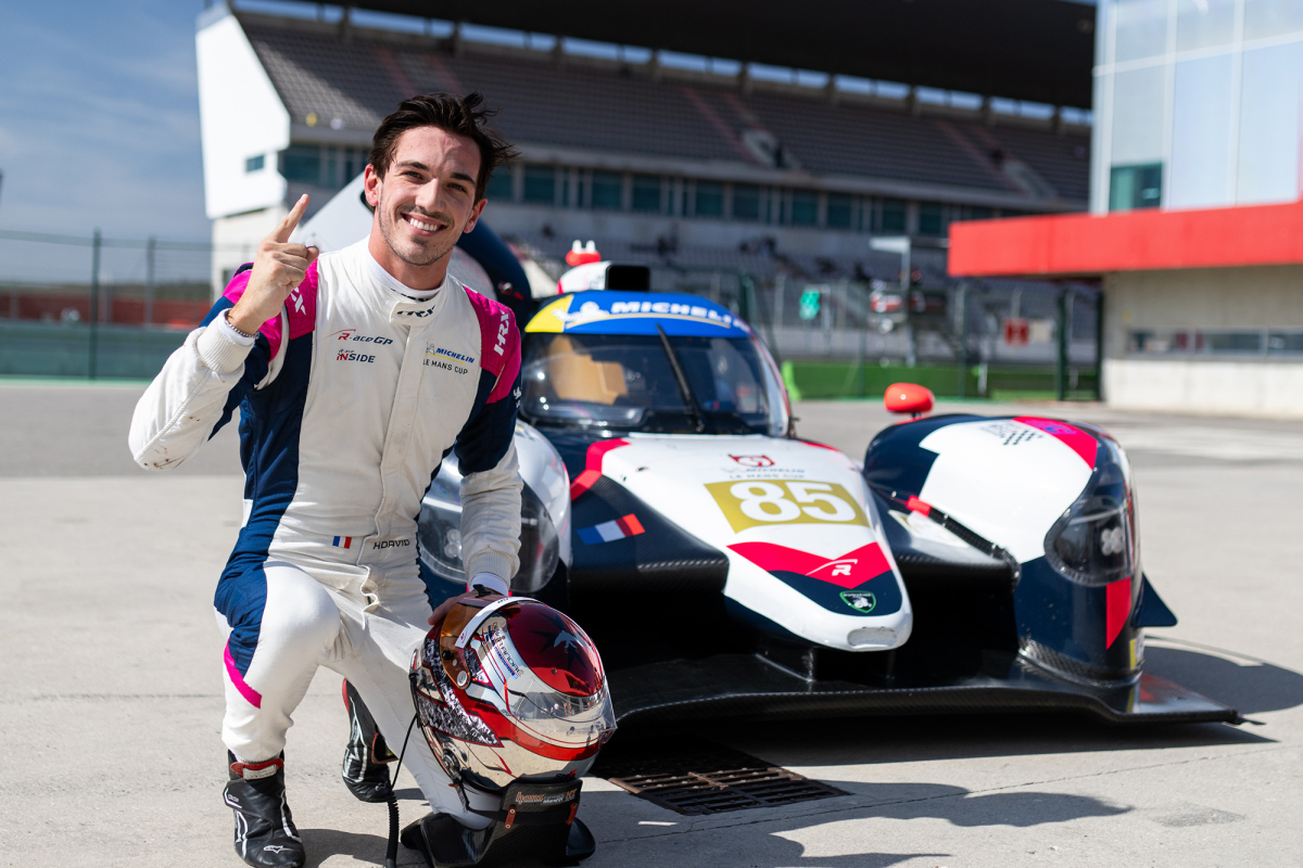 Qualifying: Three in a Row for R-ace GP